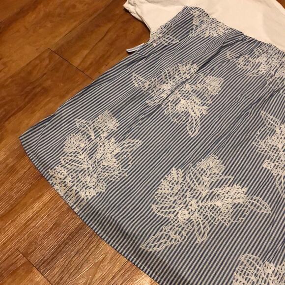 Joe Fresh Blue and White Top Size Small - Picture 3 of 5